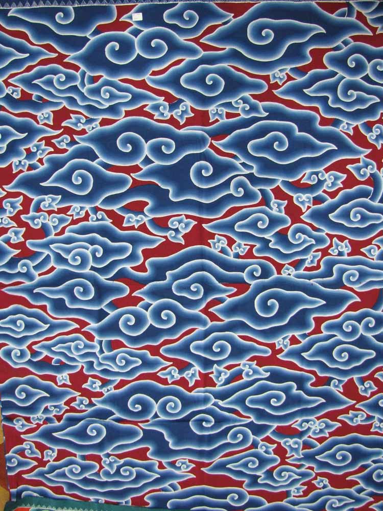 ciri motif batik mega mendung