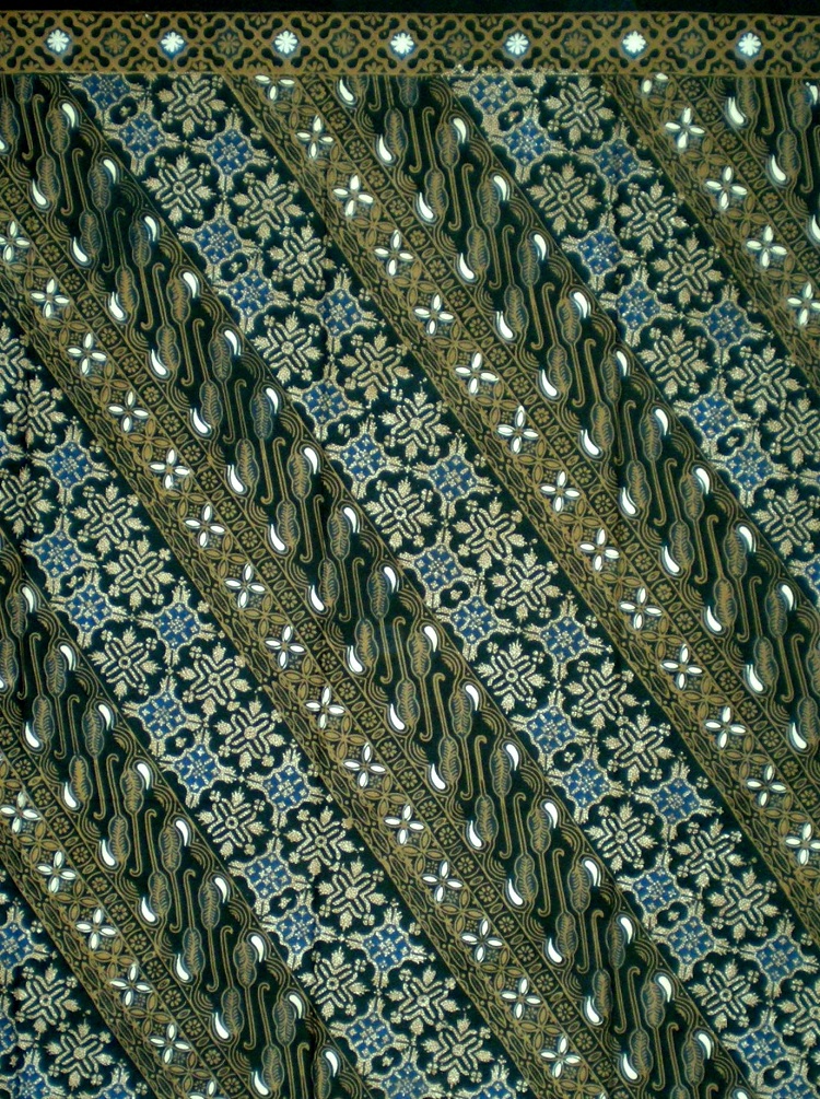 ciri motif batik kawung