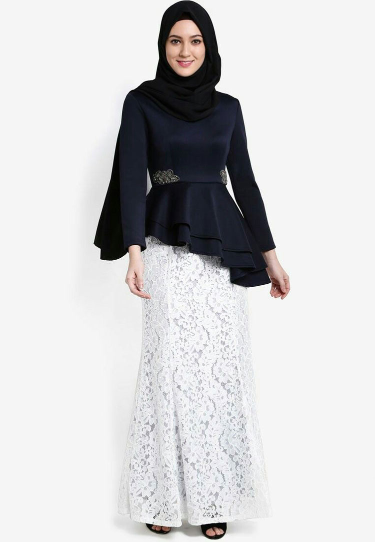  Membahas trend fashion memang tak ada habisnya 32 Model Terkini Model Baju 2021 Non Muslim