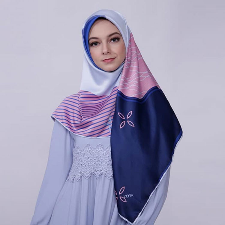 zoya hijab jember