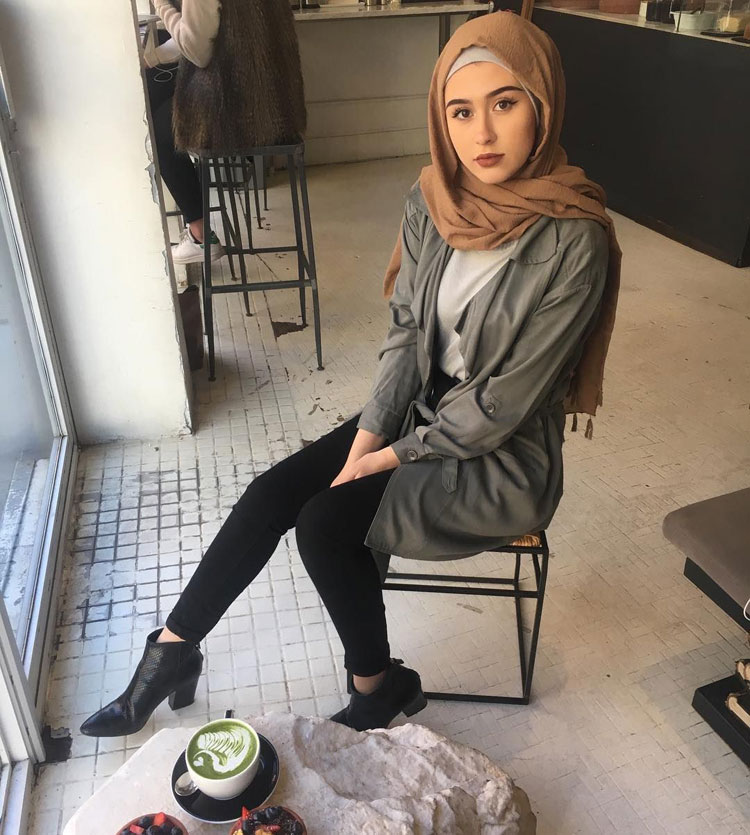 fashion hijab girl
