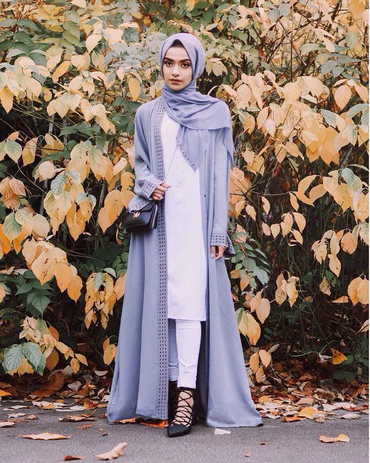 Pakaian Perempuan Karir Warna Abu Abu Hijab Simpel