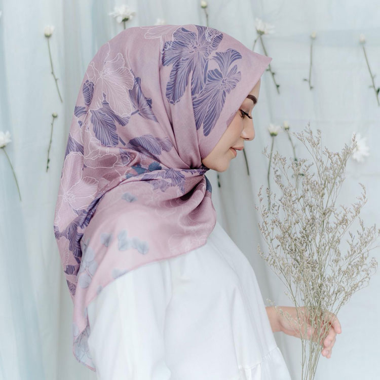 vanilla hijab segi empat