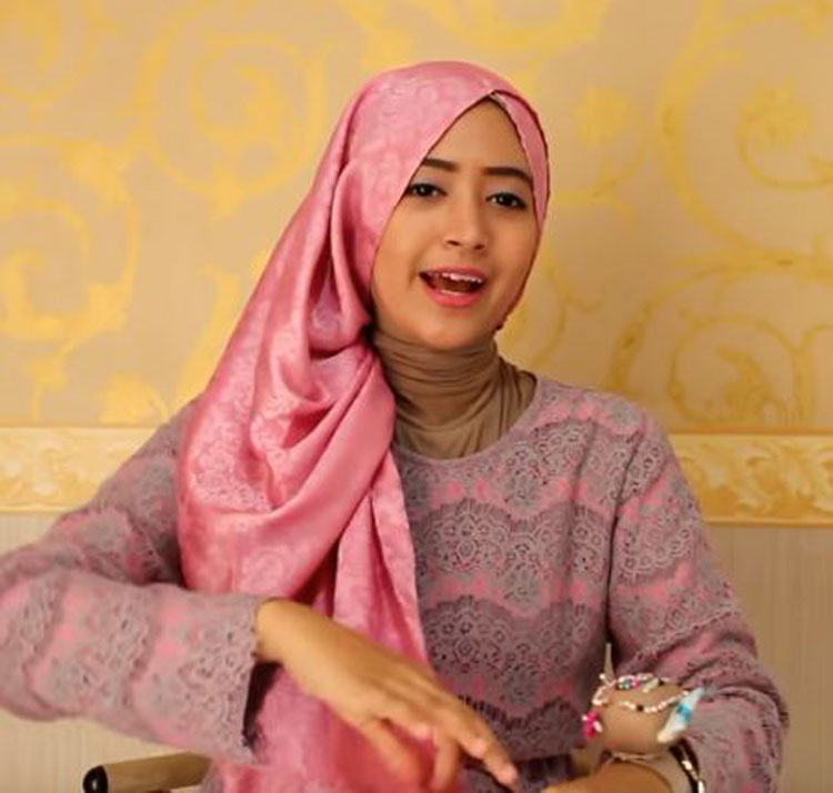 tutorial hijab untuk kebaya 2017