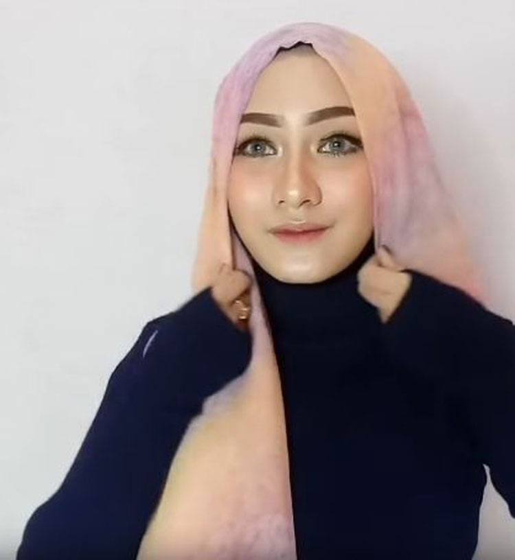 tutorial hijab paris untuk karnaval