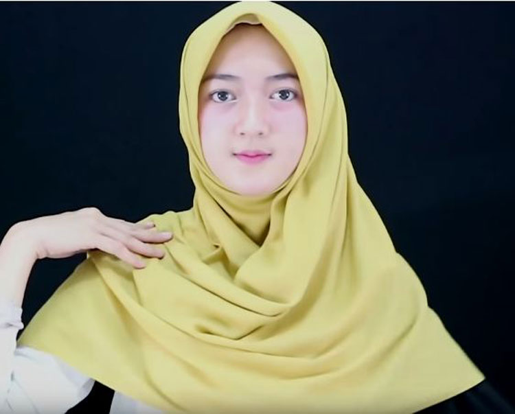 tutorial hijab paris untuk orang tua