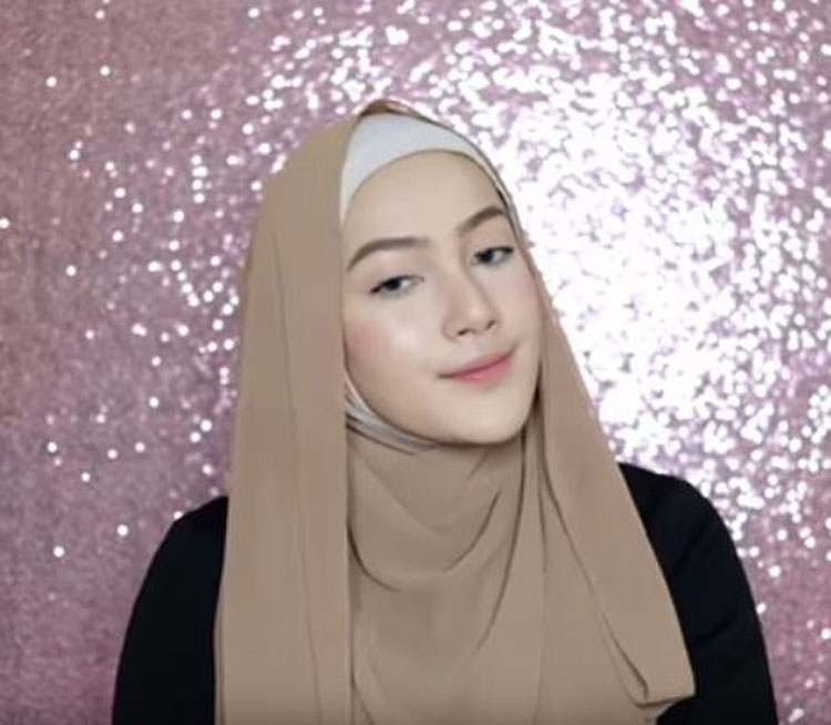 tutorial hijab pashmina velvet