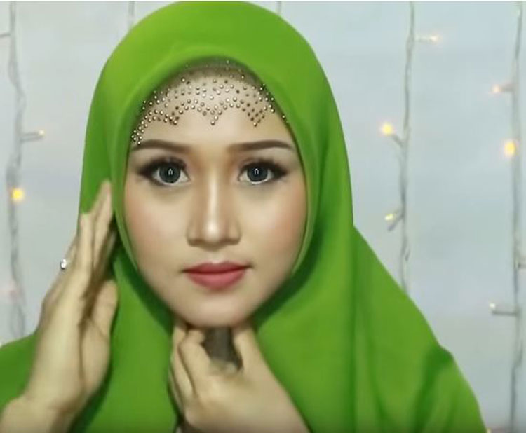tutorial hijab pesta syar'i segi empat