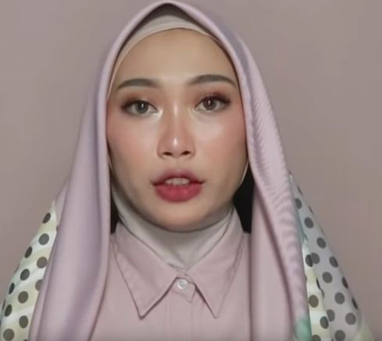 tutorial hijab segi empat lebaran 2018