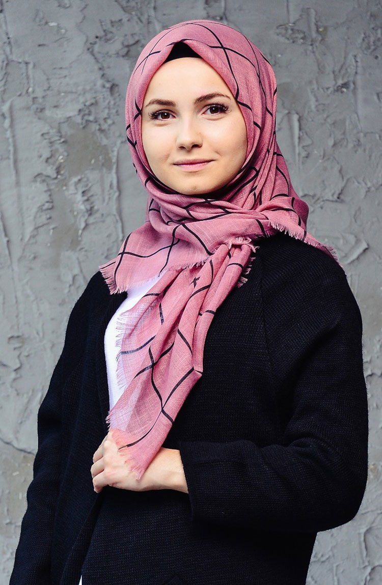 Tutorial Hijab Segi Empat Kekinian Simple