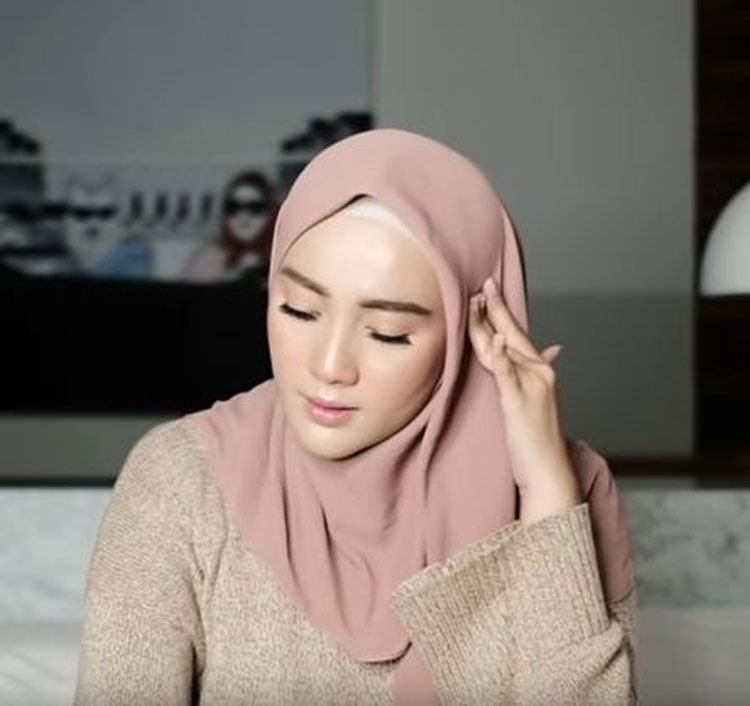 tutorial hijab segi empat terbaru 2017