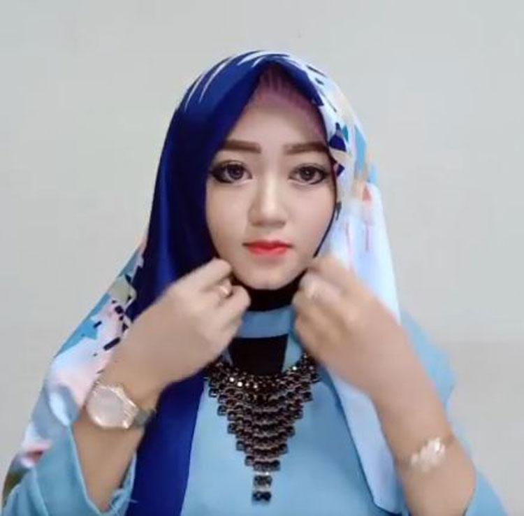 tutorial hijab segiempat tanpa jarum