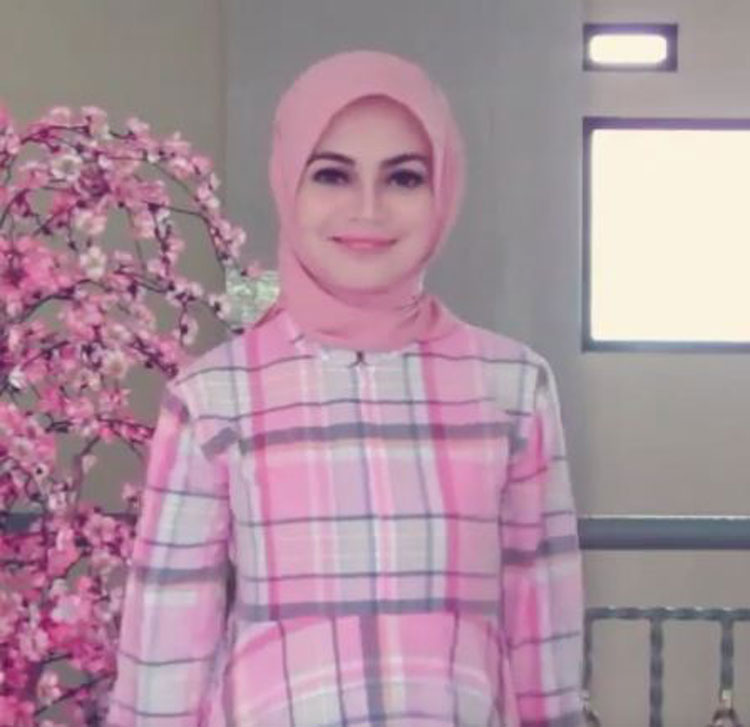 27 Tutorial Hijab Segitiga Simple Modis Pesta Sehari Hari