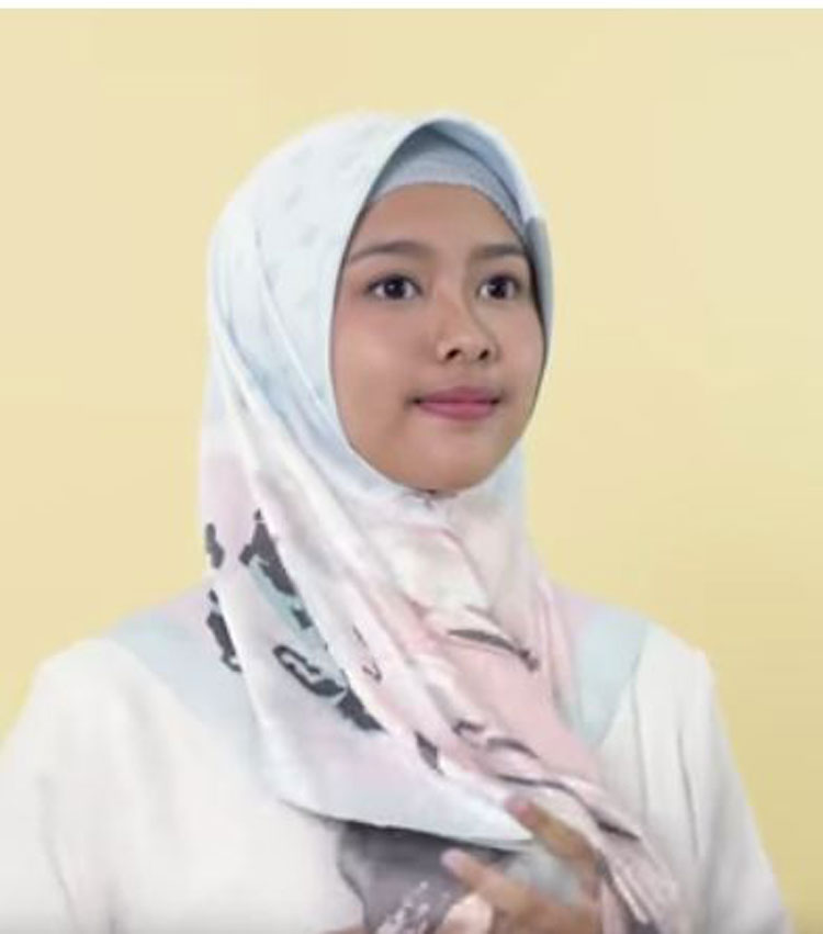 tutorial hijab segitiga pita