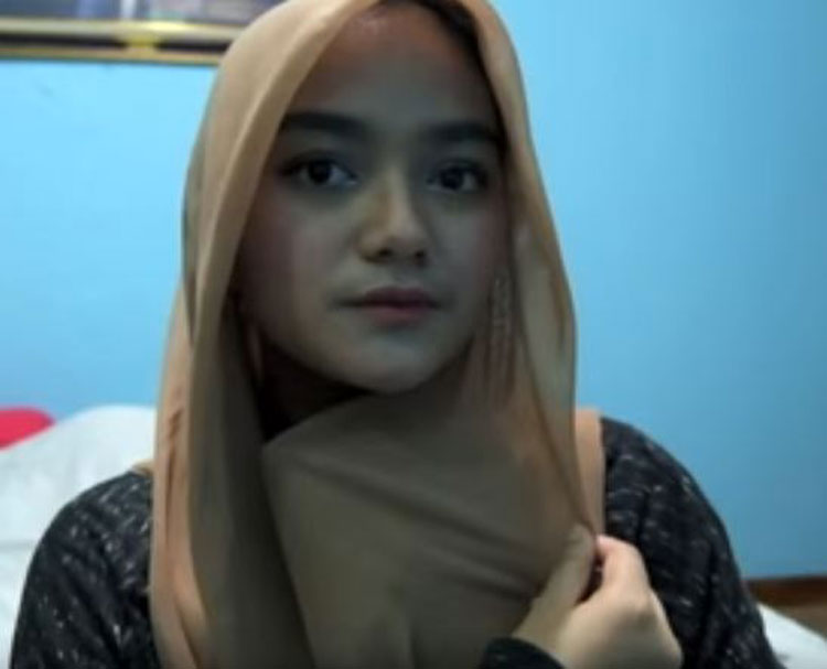 tutorial hijab simple untuk hari kartini
