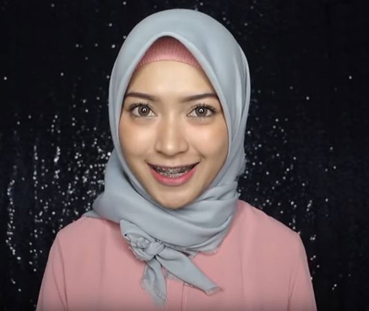 tutorial hijab simple kacamata
