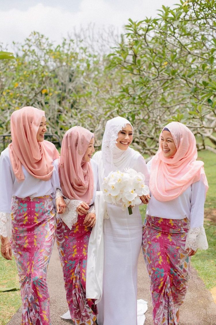 Weheartit bridesmaid hijab
