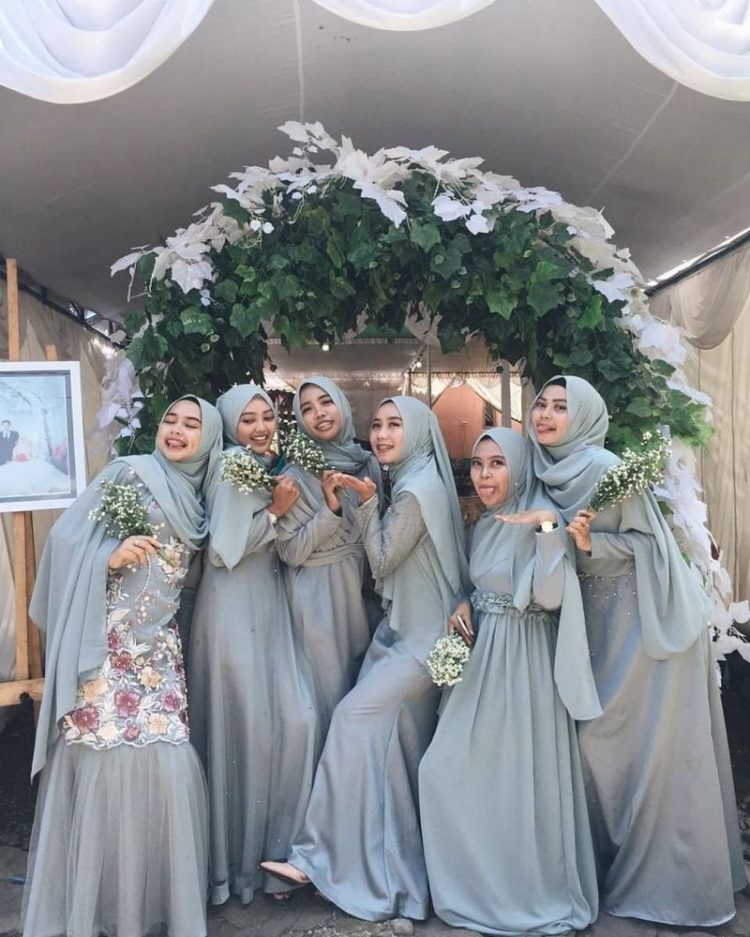 Pernikahan sediakan bridesmaid hijab