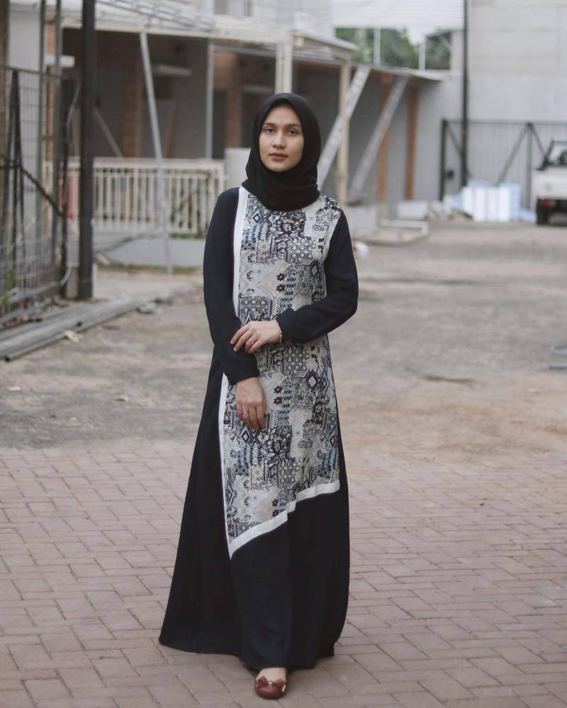 gamis hitam cocok hijab warna apa