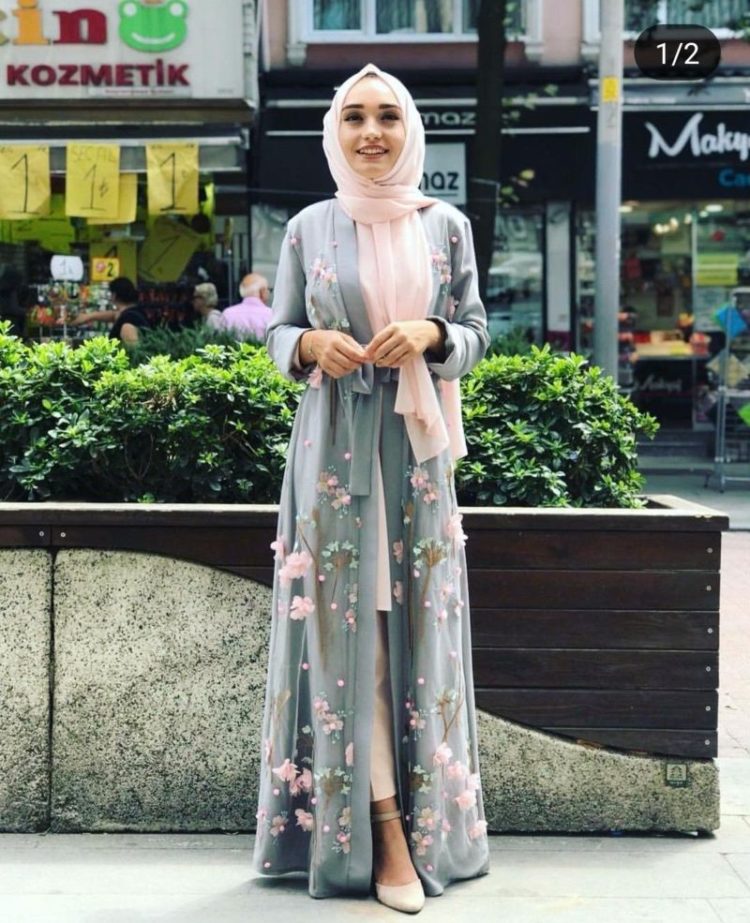 gaya hijab modern simple