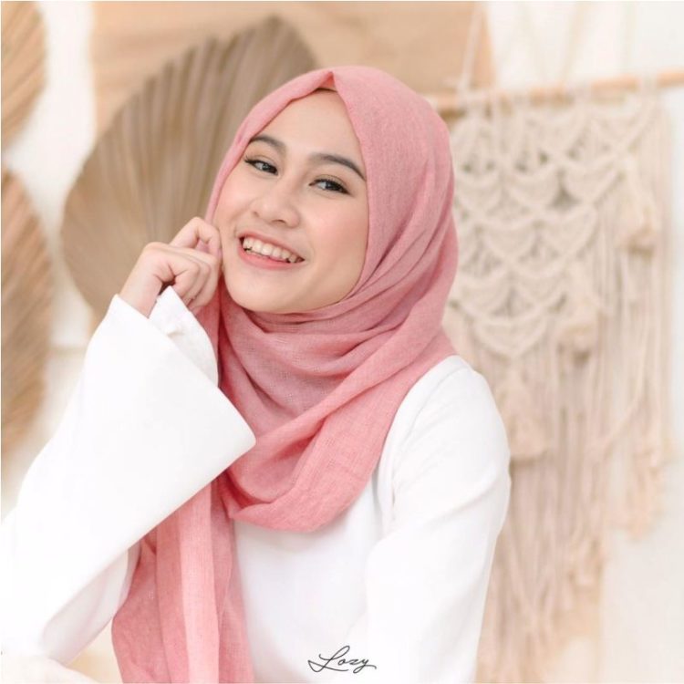 lozy hijab di Bandung