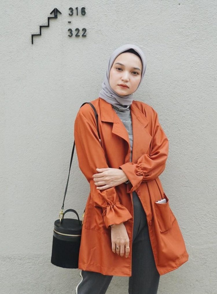 outer tanpa lengan untuk hijab