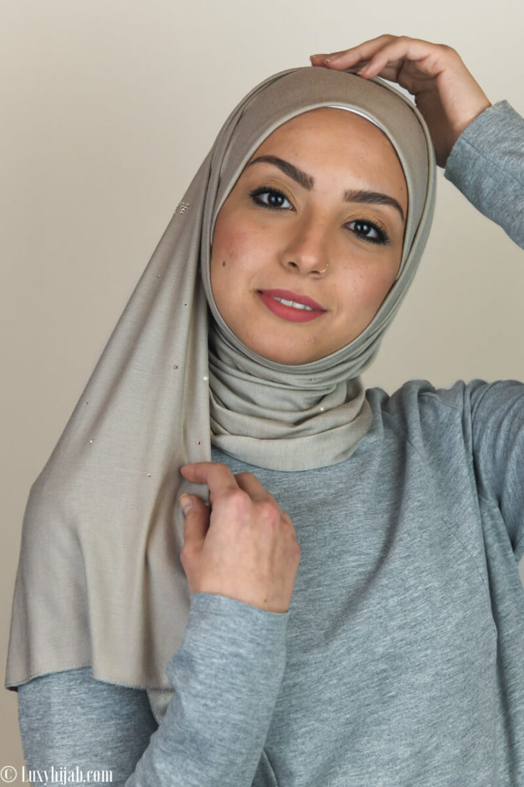cardigan hijab pesta
