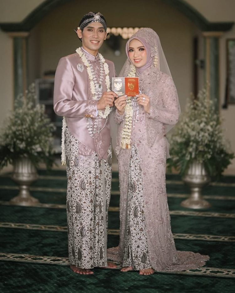 gambar kebaya pengantin muslim