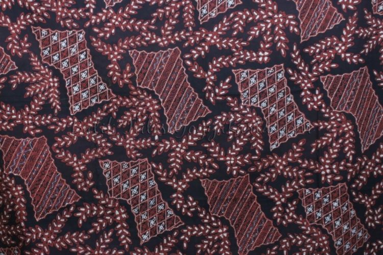 batik benang raja banyumas regency central java