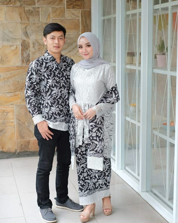 baju batik sarimbit family