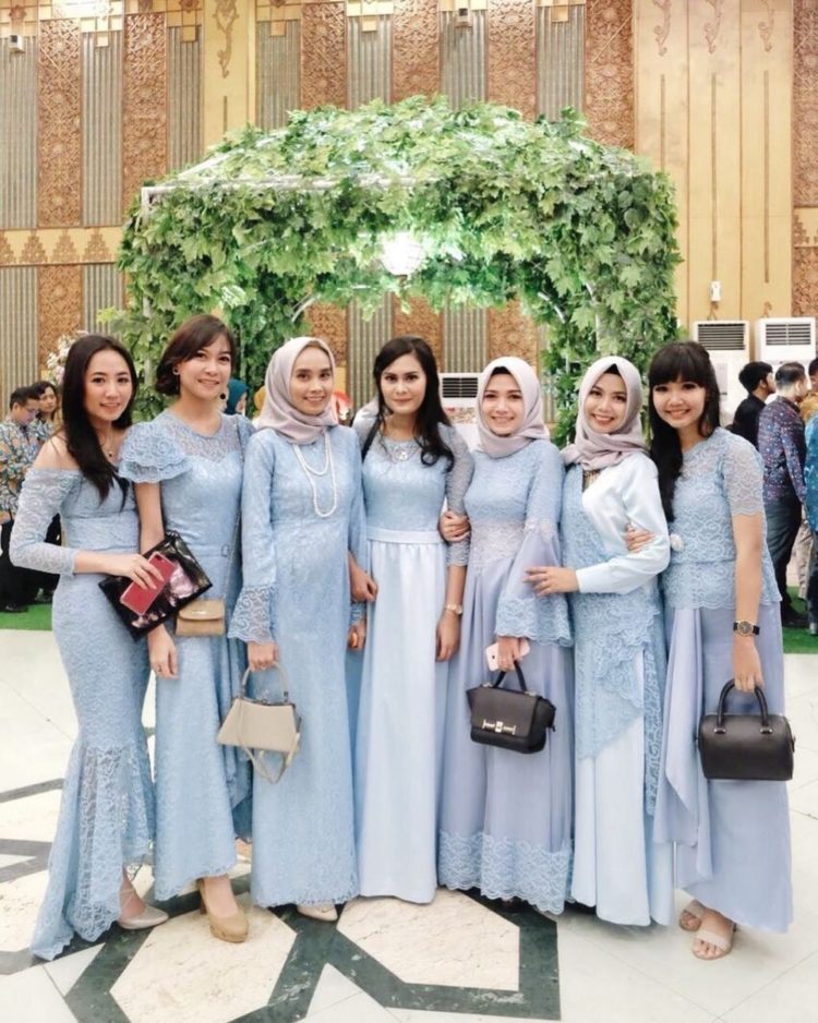 kebaya bridesmaid hijab modern