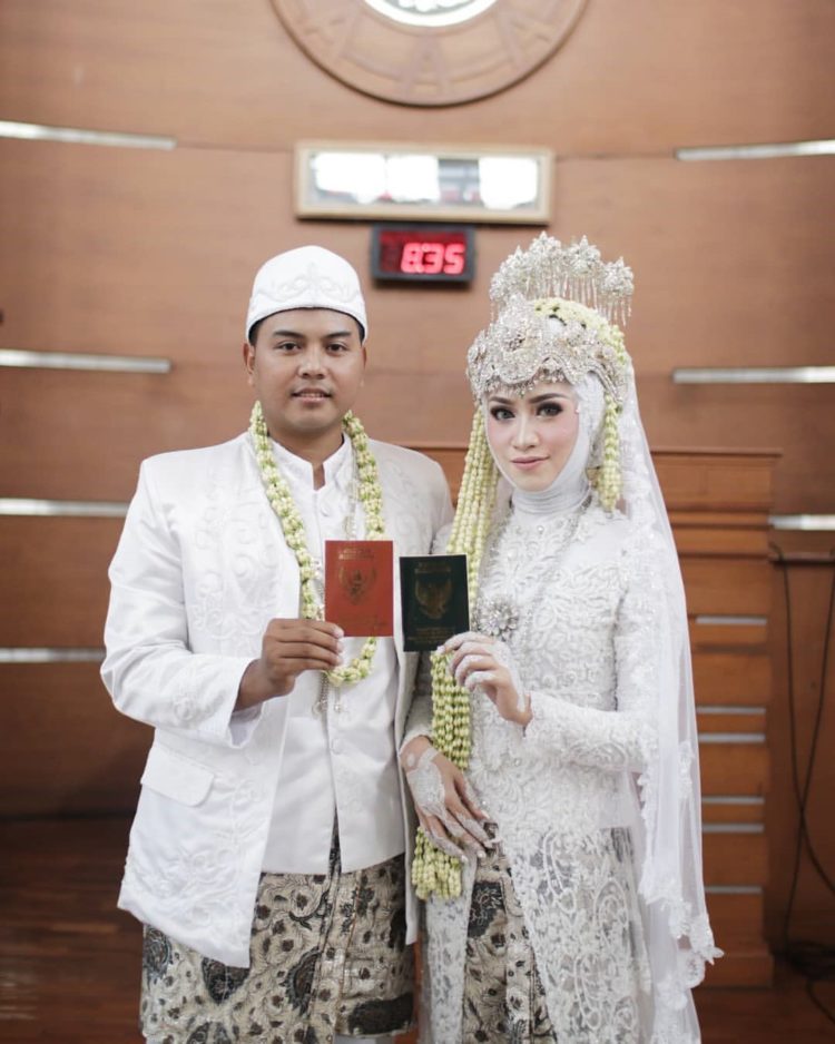 kebaya pengantin non muslim