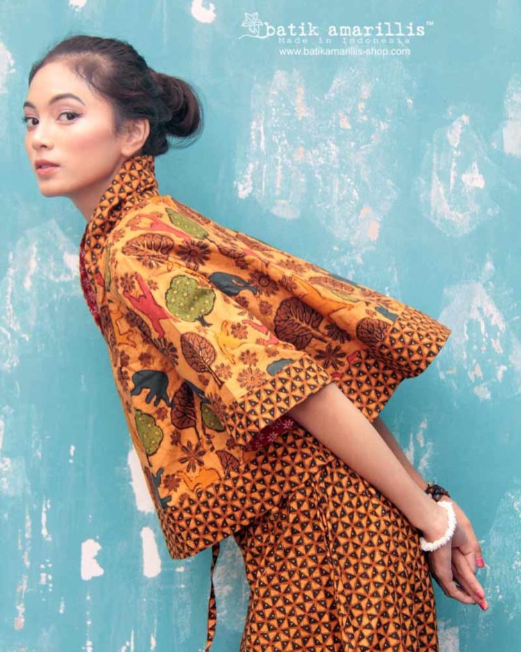 model setelan batik wanita modern