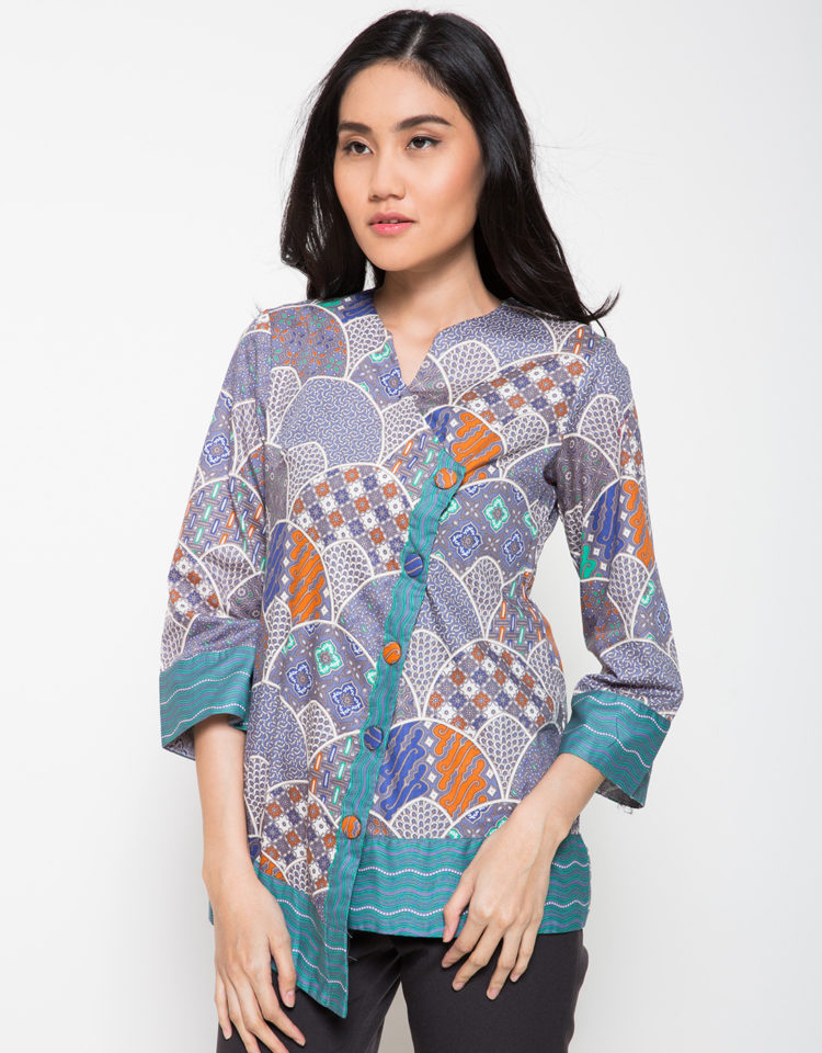 model blus batik hamil