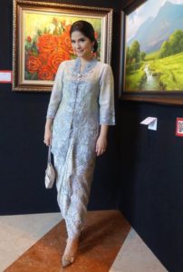 √ 30+ Model Kebaya Betawi (ENCIM, MODERN, HIJAB, NONE)