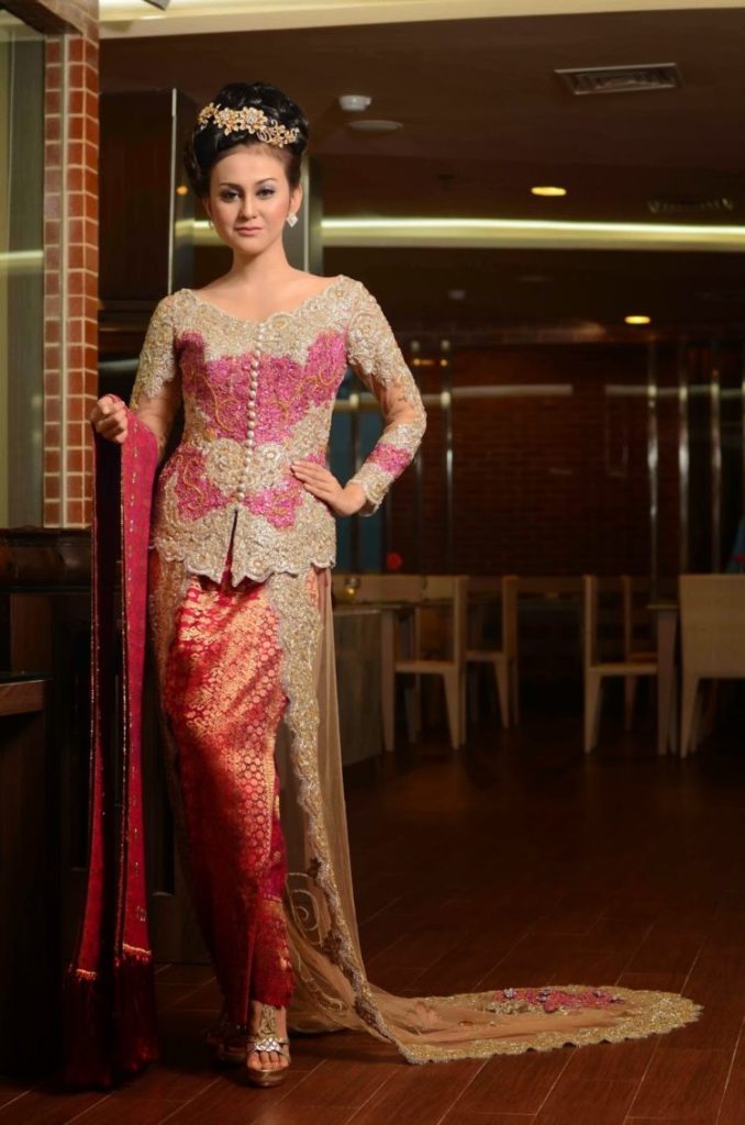   30 Model Kebaya Sunda MODERN  TRADISIONAL KLASIK 